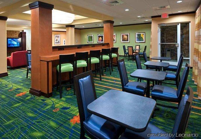 Fairfield Inn & Suites By Marriott Tallahassee Central Ресторан фото